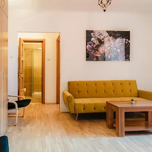 Romanian Athenaeum 1br With Amazing View Apartament